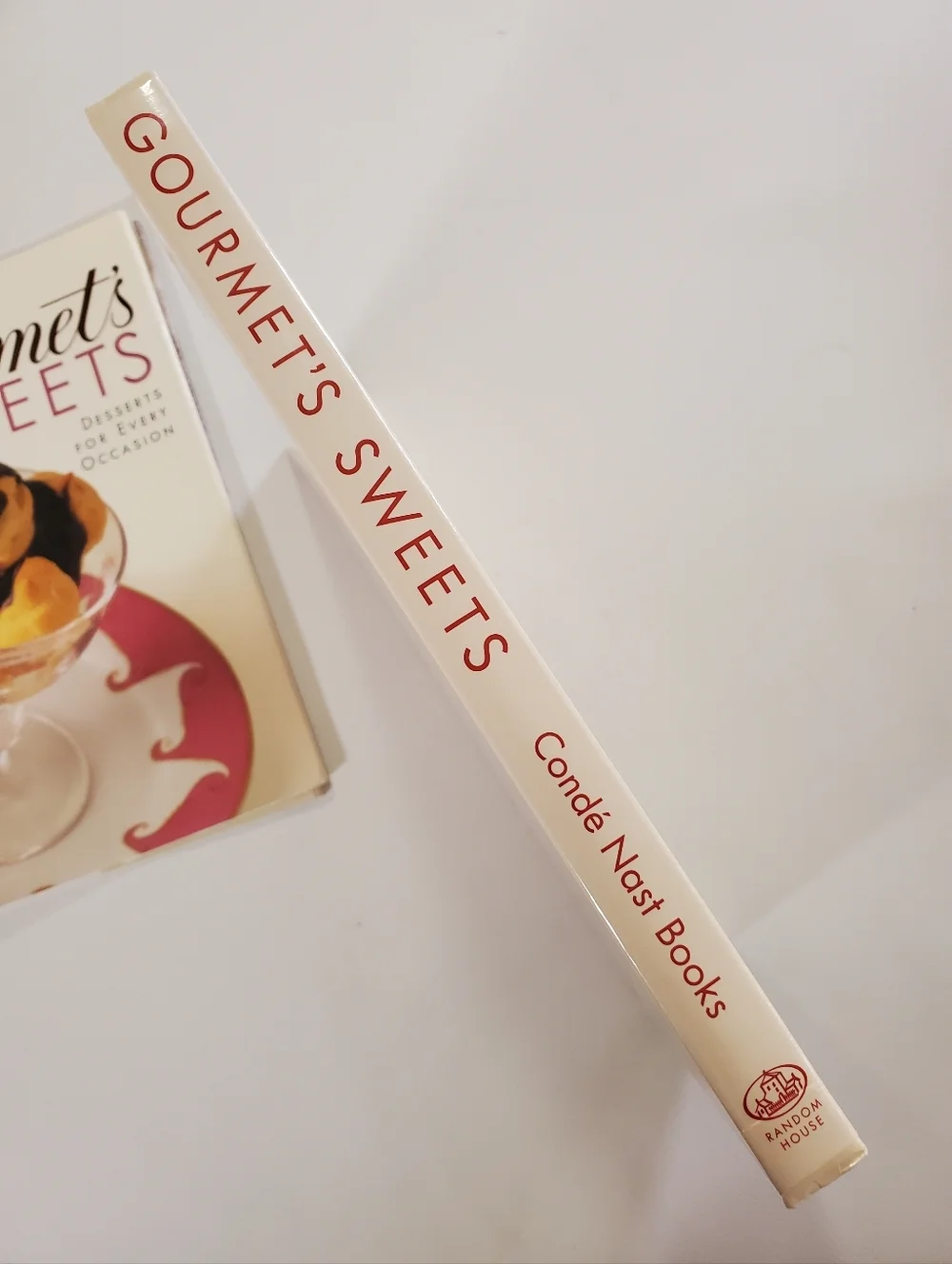 🟢 Gourmet's Sweets: Desserts for Every Occasion Cookbook